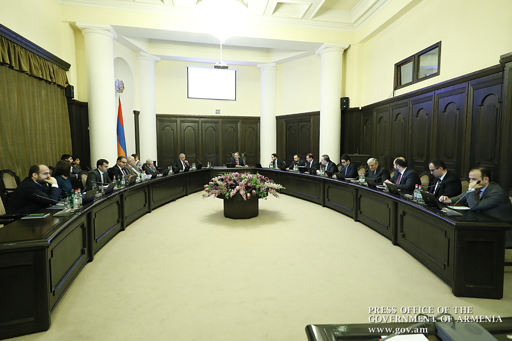Կառավարությունը հավանություն տվեց աշխատանքային օրենսգրքում «ծնողական ժամ» սահմանելու մասին օրենքի նախագծին